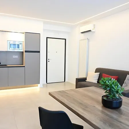 Garden Fuorigrotta アパート